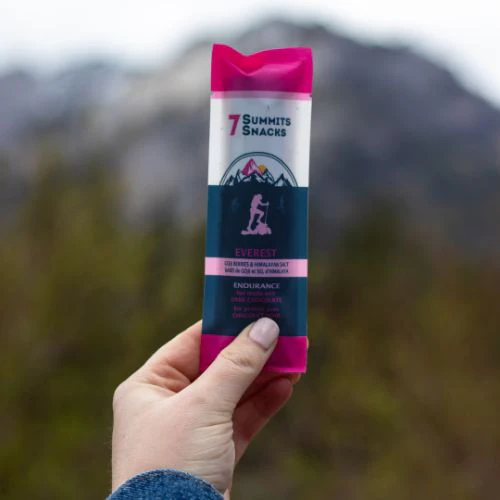 Everest Dark Chocolate Endurance Bar with Goji Berries by 7 Summits Snacks - Image 5