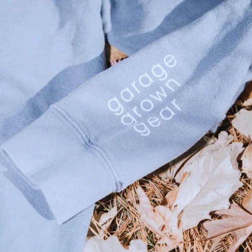 GGG Feather Crewneck Sweatshirt - Image 3