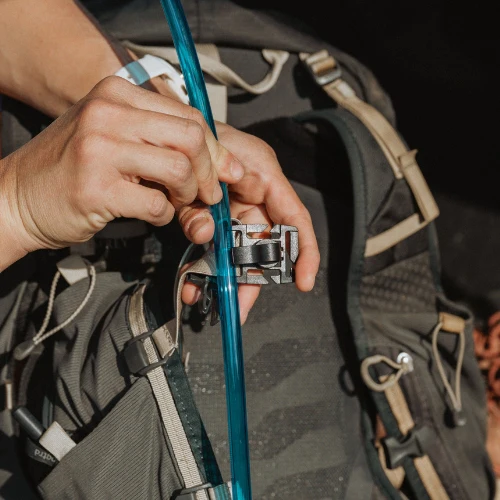 Magnetic Tube Clip by One Bottle Hydration - Image 3